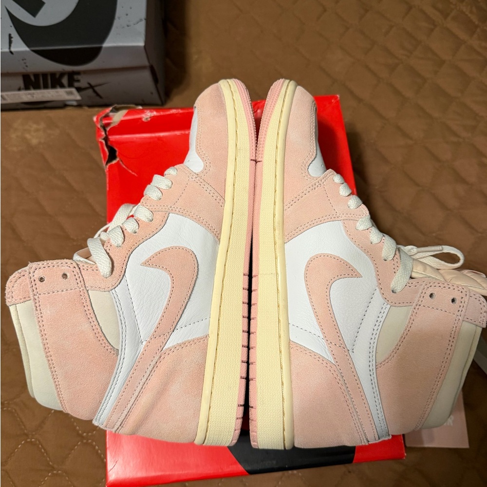 Jordan Retro 1 HI OG Washed Pink - Picture 6 of 8
